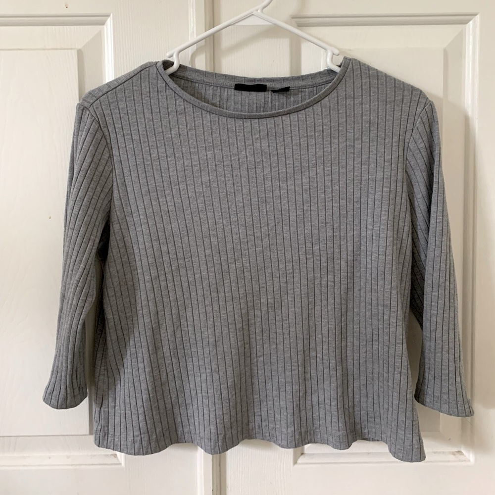 Gray Ribbed Basic Shirt